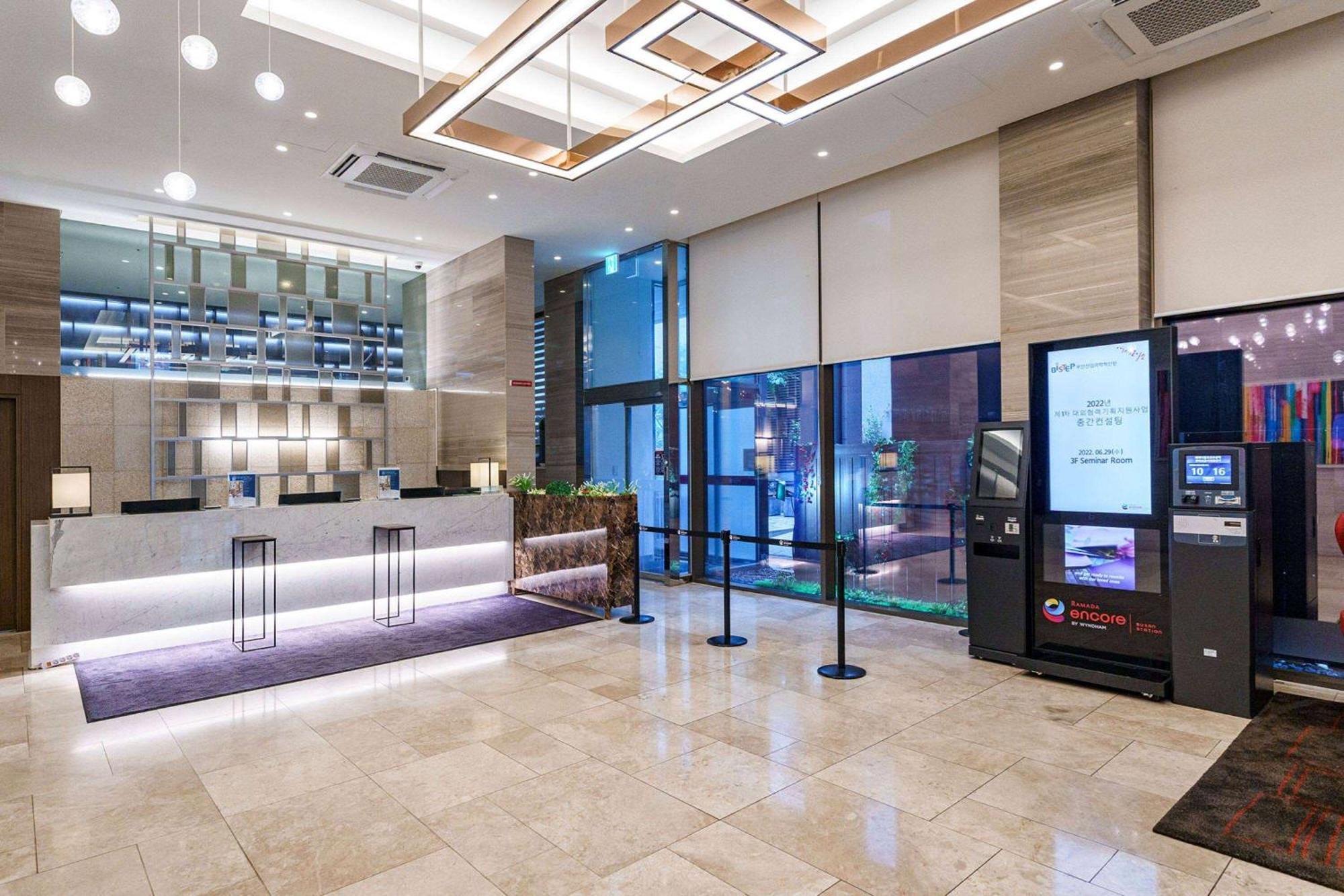 Ramada Encore By Wyndham Busan Station Exterior photo