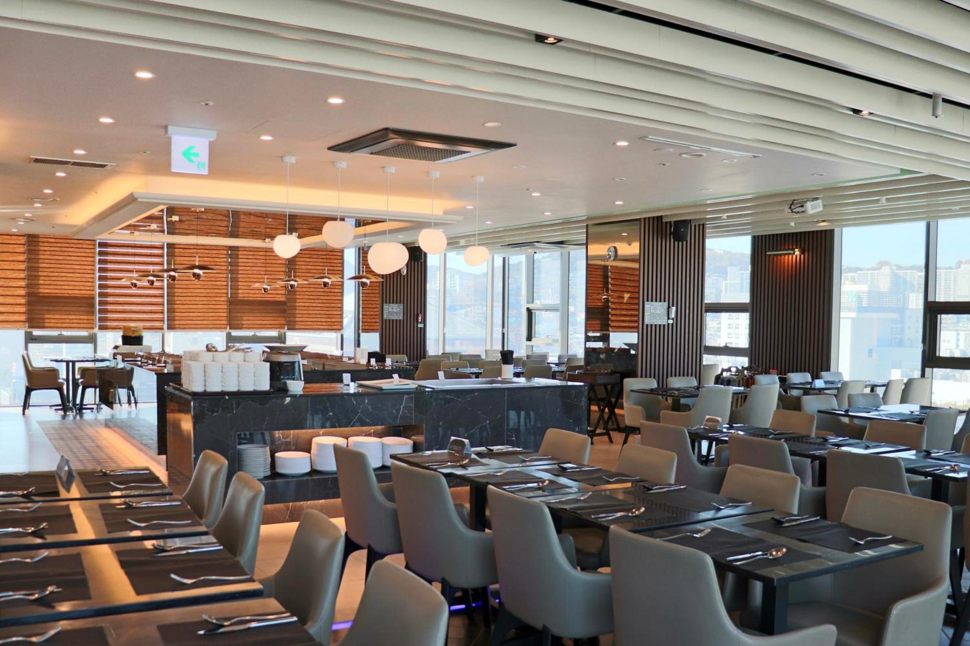 Ramada Encore By Wyndham Busan Station Exterior photo