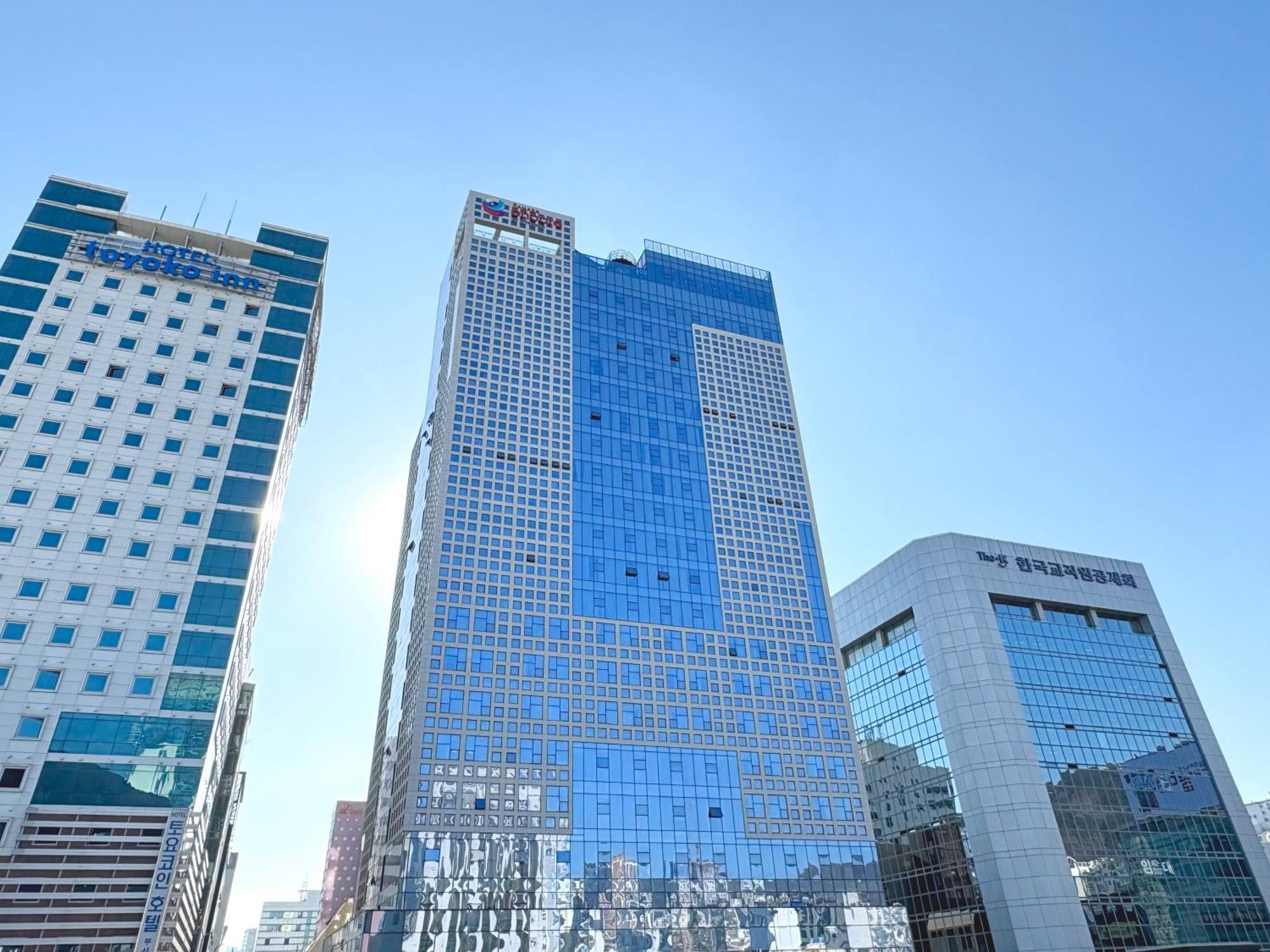 Ramada Encore By Wyndham Busan Station Exterior photo